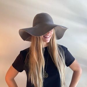 Gray Peruvian Connection Hat